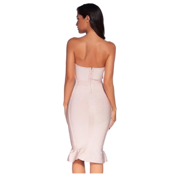 Strapless Bandage dress - Picture 2 of 8